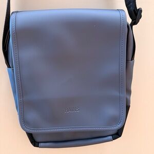 RAINS Waterproof Crossbody Messenger Bag Blue Minimalist Shoulder Bag